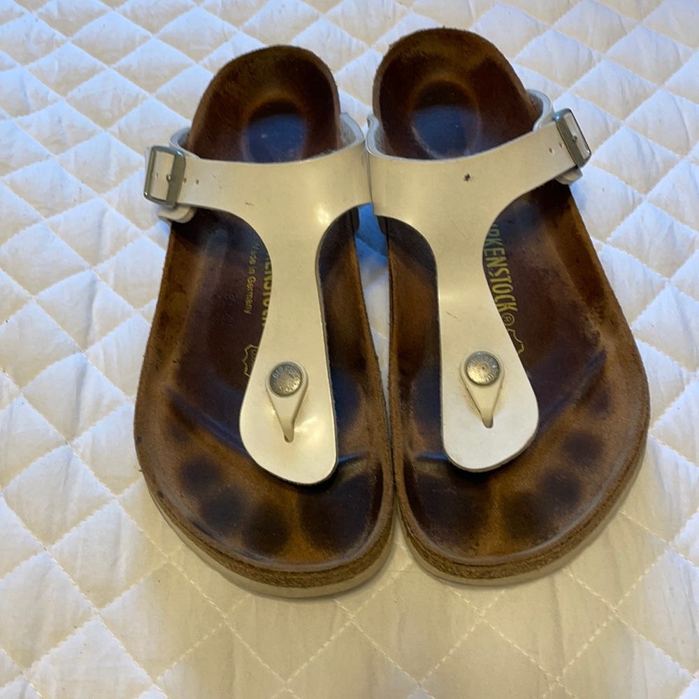 GUC Gizeh Birkenstock’s SZ 39 8 - 8.5 US
